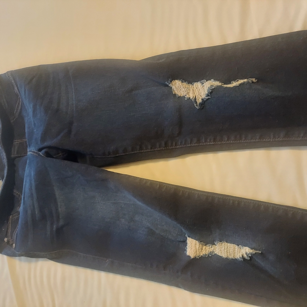 Women's Distressed Black Jeans